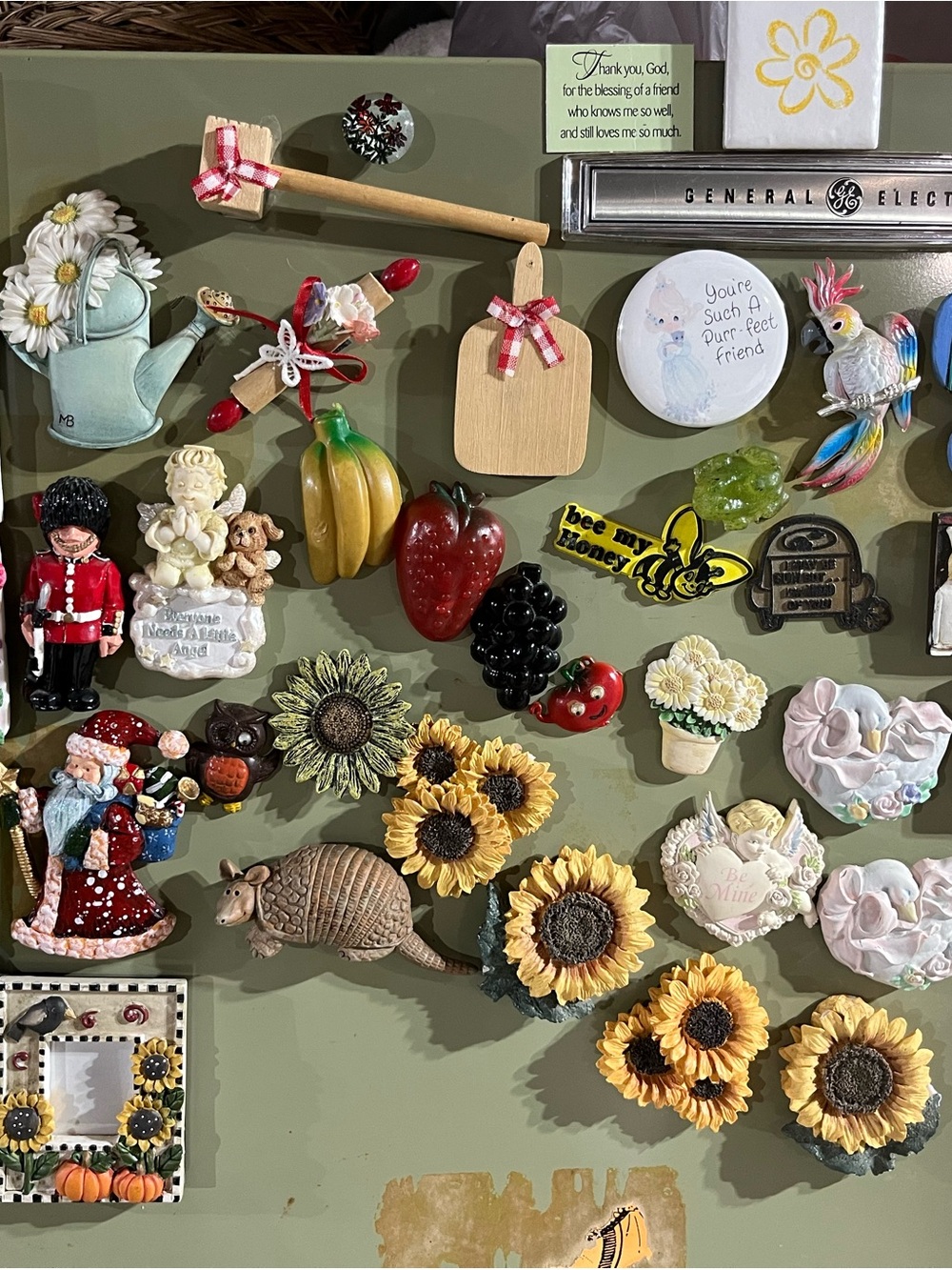 Assorted Decorative Refrigerator Magnets – Sunflower, Fruit & Novelty Set-40